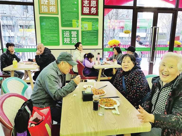 老年餐廳完成升級改造 杏花嶺區(qū)首個社區(qū)食堂開門迎客