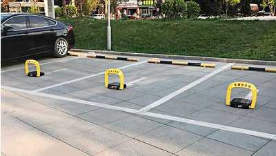 加快停車設(shè)施建設(shè) 破解“停車難” 答好“民生卷”