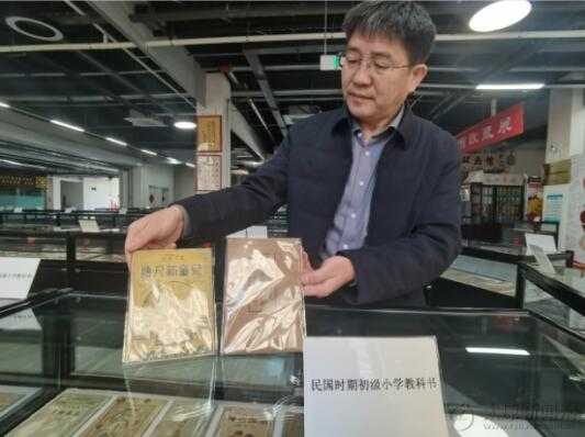 山西百科教材課本博物館 穿越時(shí)空 夢(mèng)回課堂
