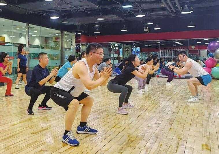 體育經(jīng)濟乘風(fēng)來 全民健身商圈體育“熱”起來
